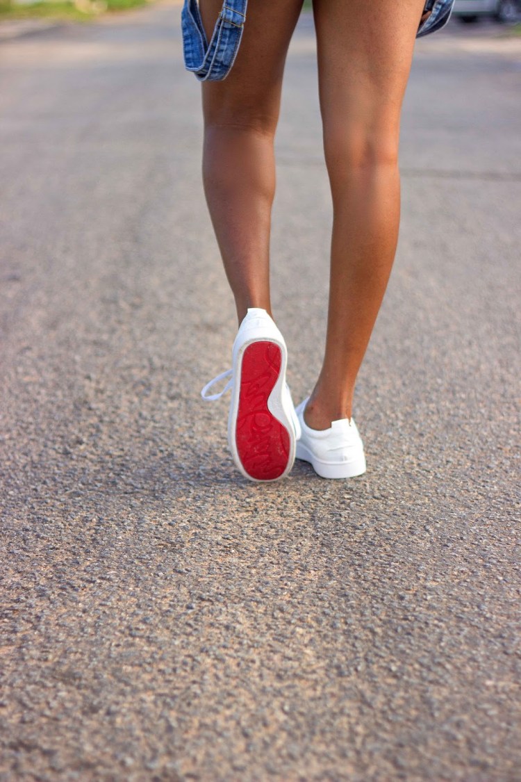 60C9B37F-189B-44FF-957E-242046059300